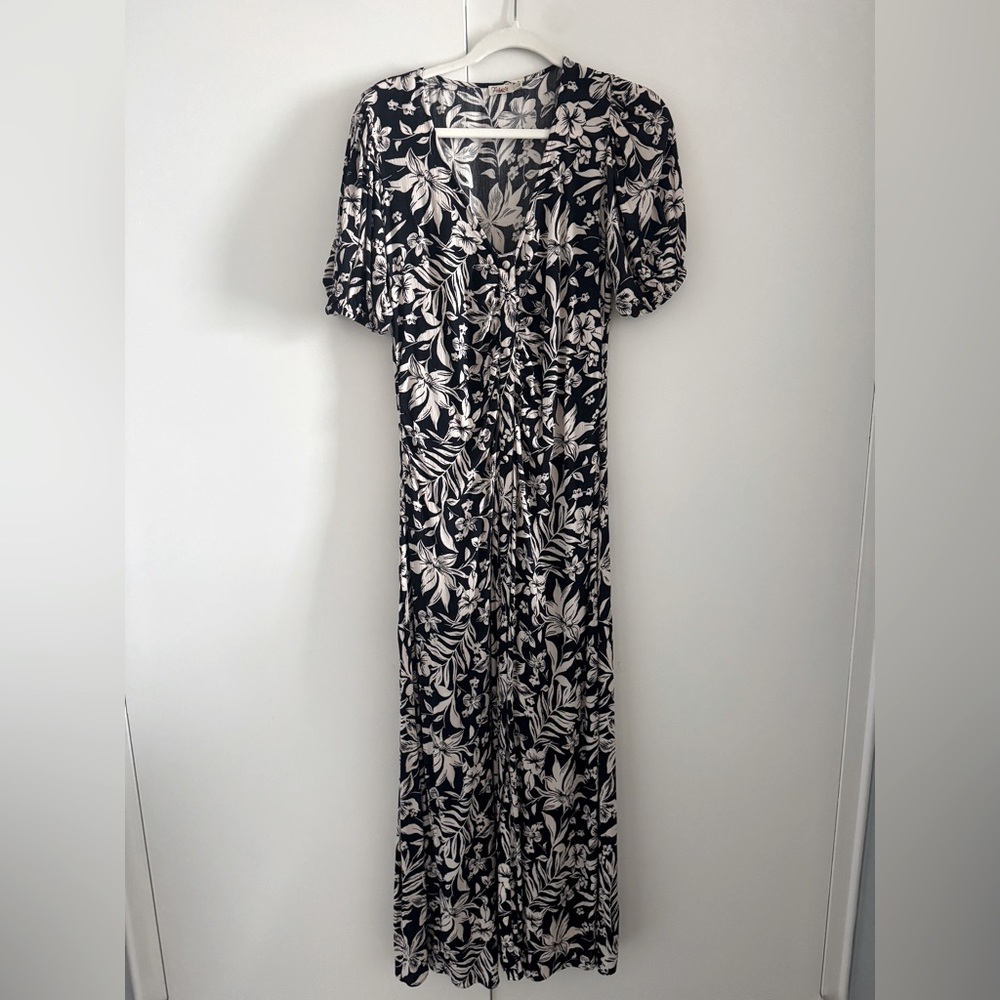 Faherty Blue and White Flutter Sleeve Maxi Dress - Picture 5 of 7